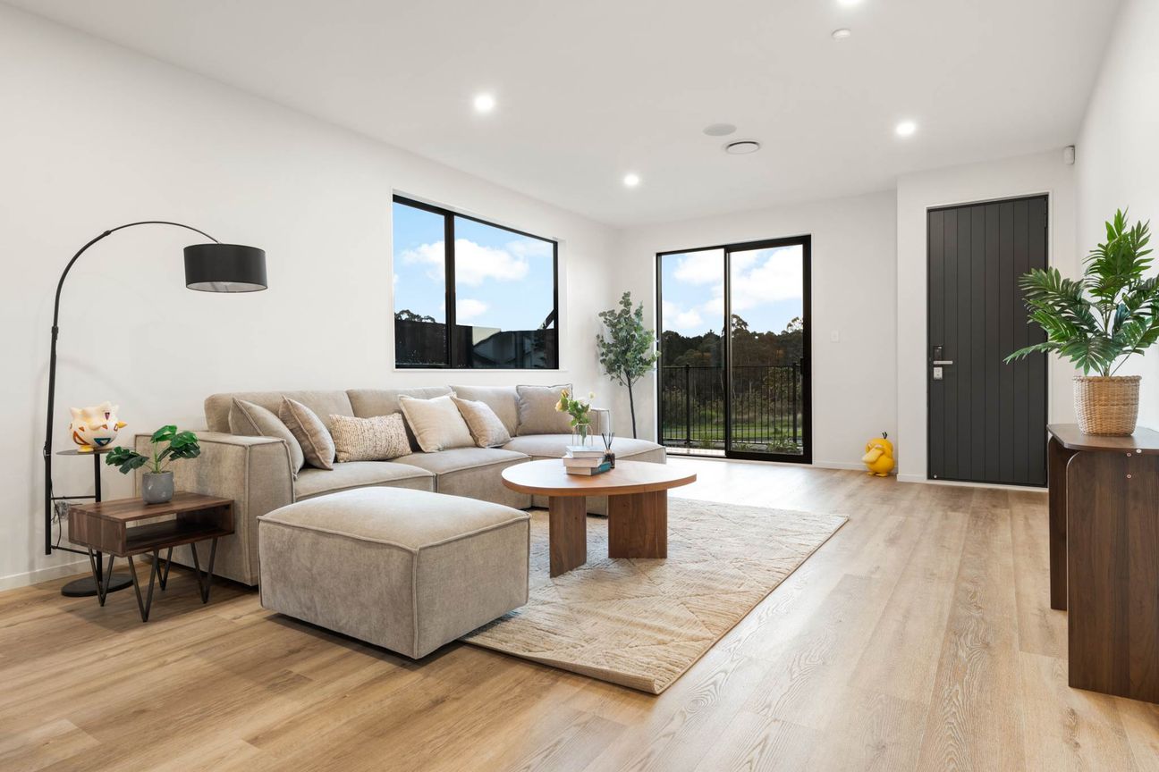 Show Home Quality, Spacious 610m² Freehold Section - Widok 4