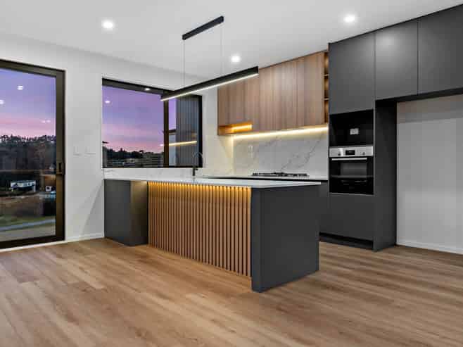 242, 244 West Hoe Heights, Orewa