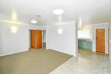 3/15 King Street, Papatoetoe