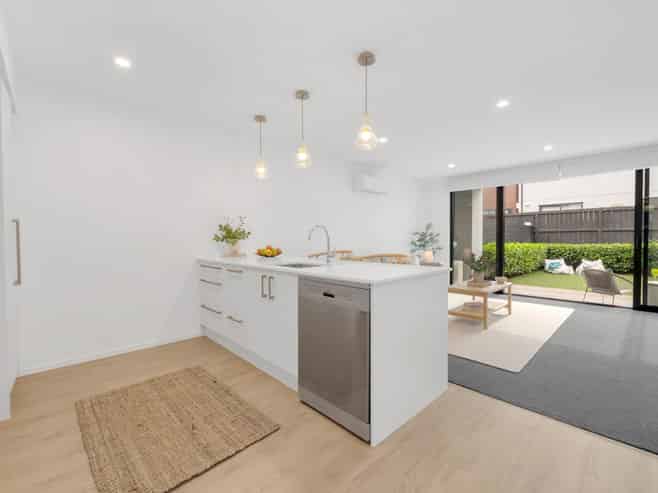 56 Ninth View Avenue, Beachlands