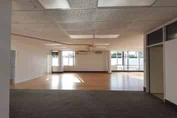 Affordable ground floor office with five car parks