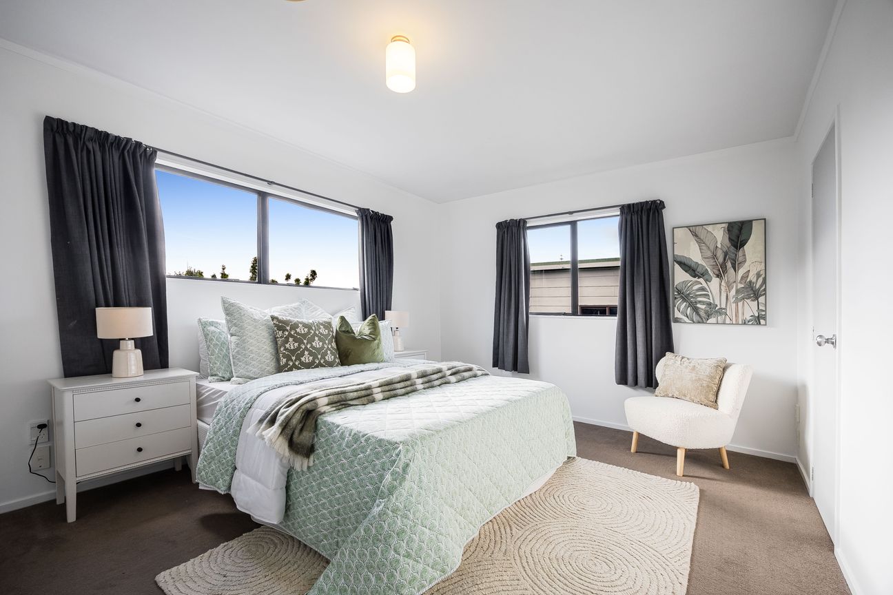 Prime Location, Packed With Potential - Altro