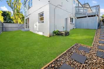 Unit 5/16D Dallinghoe Crescent, Milford