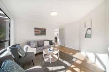 12 Longmont Terrace, Churton Park