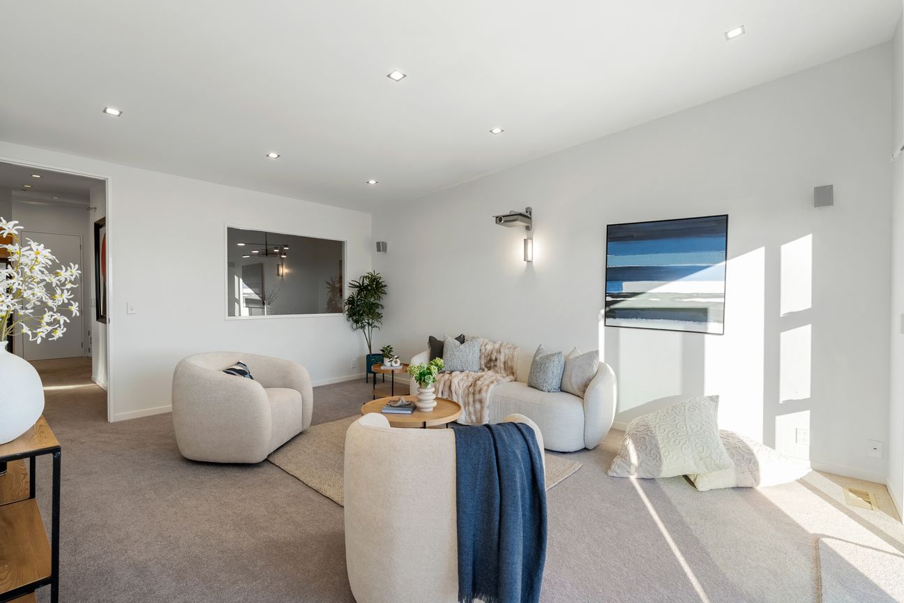SUN, SPACE AND STUNNING VIEWS - Altro