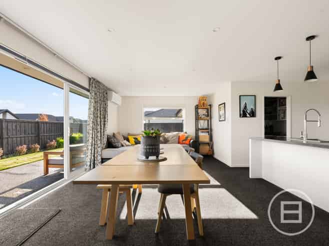 45 McGrath Drive, LINCOLN