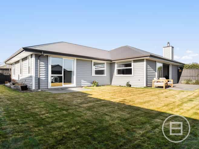 45 McGrath Drive, LINCOLN