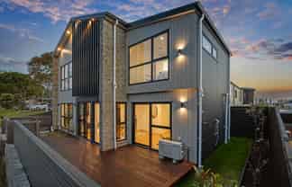 3/31 Akoranga Drive, Northcote