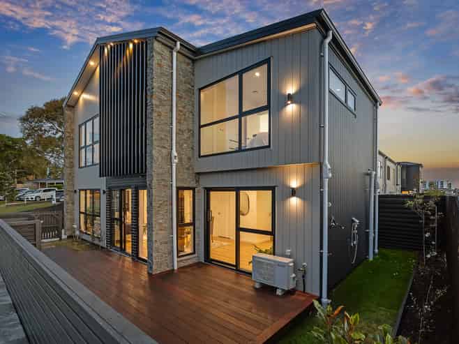 3/31 Akoranga Drive, Northcote