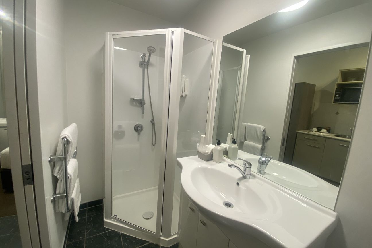 Studio Apartment – další
