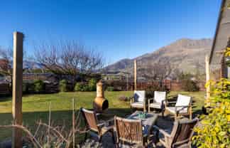 1 Witley Lane, Quail Rise, Lower Shotover