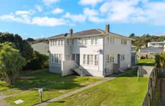 70-72 Waihemo Street, Waitangirua