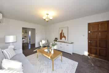  2/36 Compton Street, Woolston
