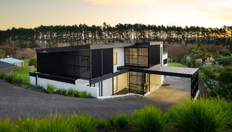 2221 River Road, Horsham Downs