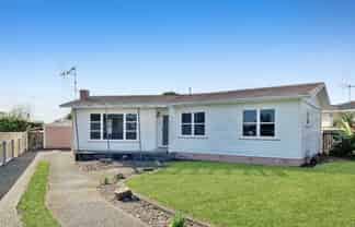 7  Ross Street , Levin