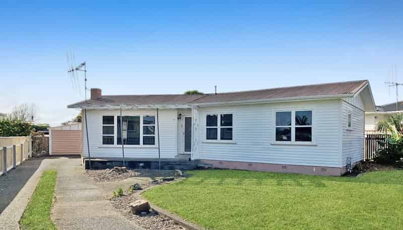 7  Ross Street , Levin