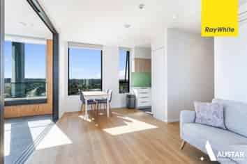 Auckland - Address withheld
