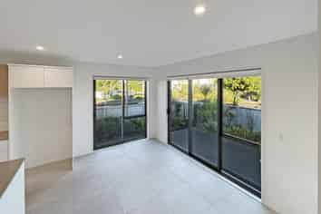 19 Whimbrel Road , Flat Bush