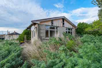 1 Kirk Crescent, Bluff