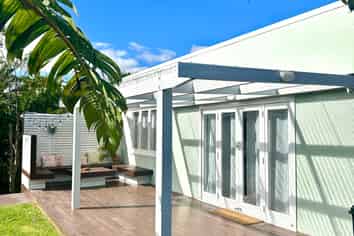 21 Government Road, Raglan