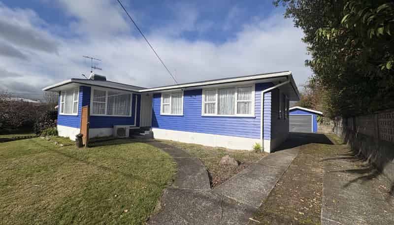12 Mount View Drive, Mangakakahi