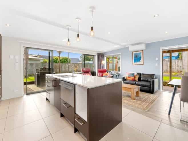 4 Wakelin Road, Beachlands