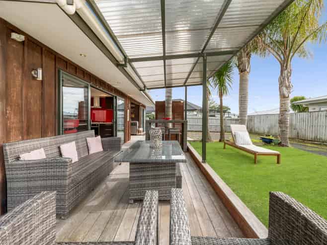 4 Wakelin Road, Beachlands