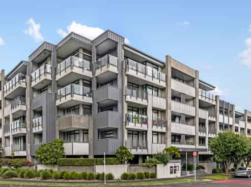 405/2 Bluegrey Avenue, Stonefields