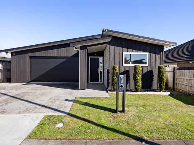 11 McCorquindale Drive, Flagstaff