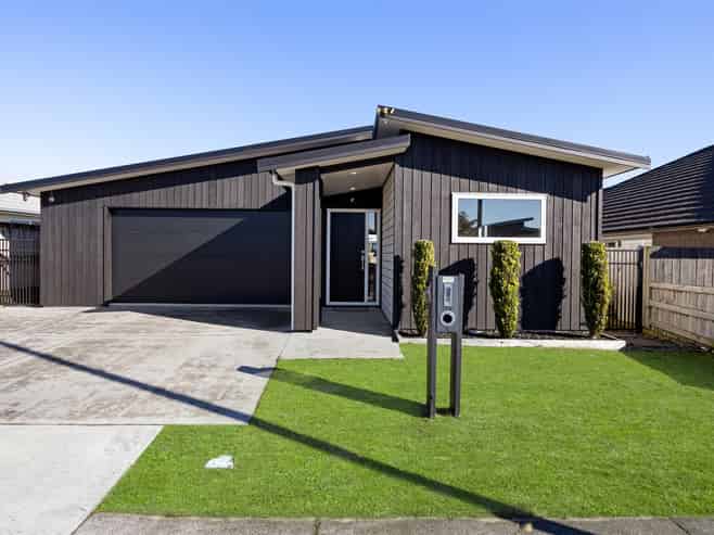 11 McCorquindale Drive, Flagstaff