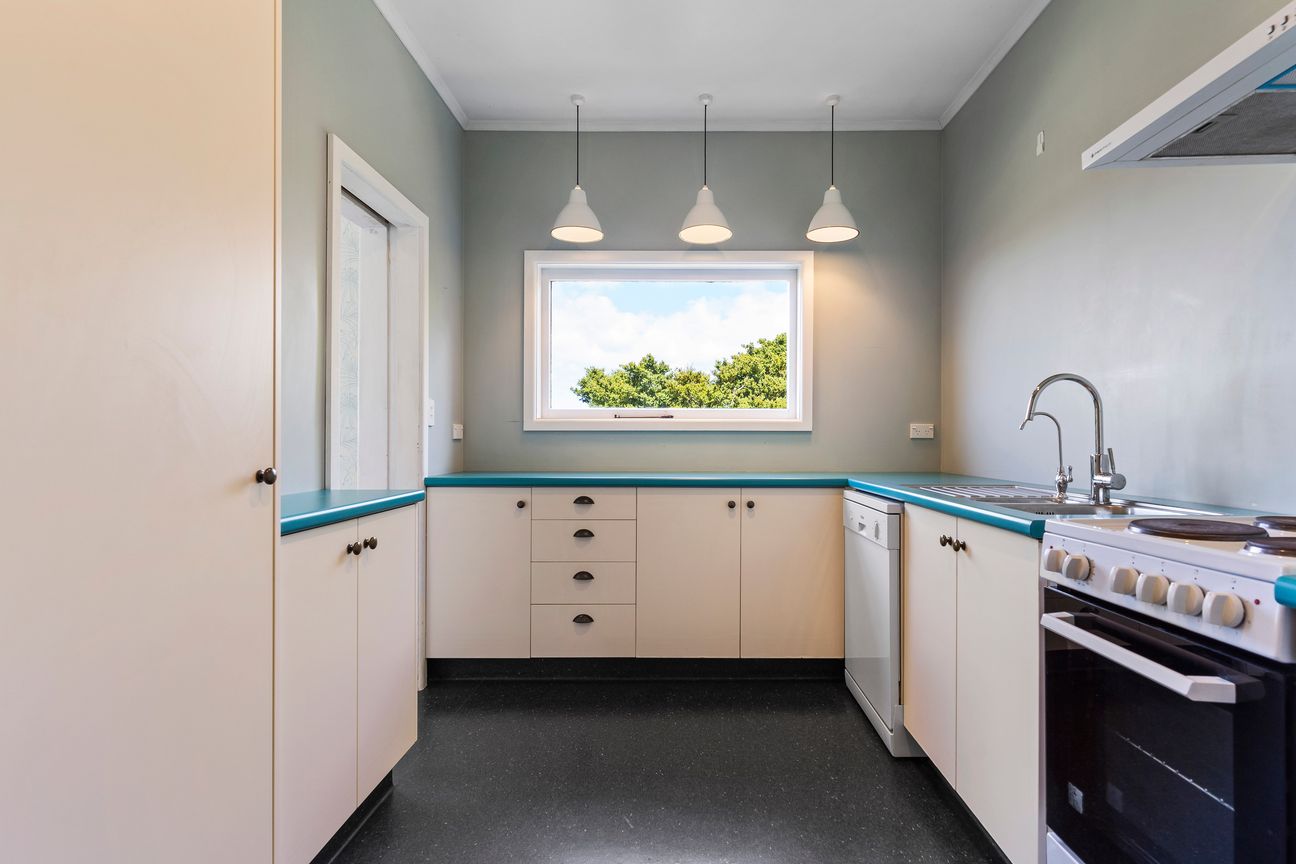Potential, Location and Opportunity in Macleans - Widok 2