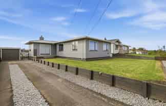 18 Lincoln Road, Springvale