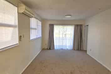A/21 Oteha Valley, Northcross