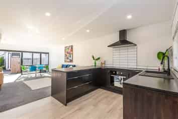 7/71B Main Road, Redcliffs