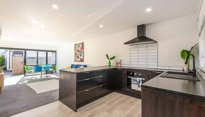 7/71B Main Road, Redcliffs