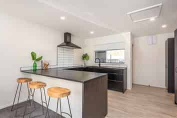 7/71B Main Road, Redcliffs