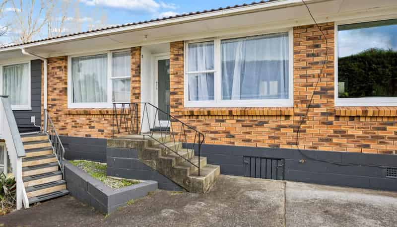 2/1058 Great North Road, Point Chevalier