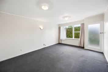 2/1058 Great North Road, Point Chevalier