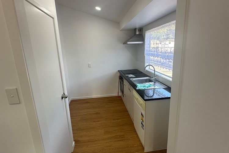 FOR RENT:  Renovated 3 Bed in Goodwood Heights – pohled 5