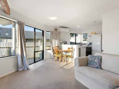 100A Mansel Avenue, Hillcrest