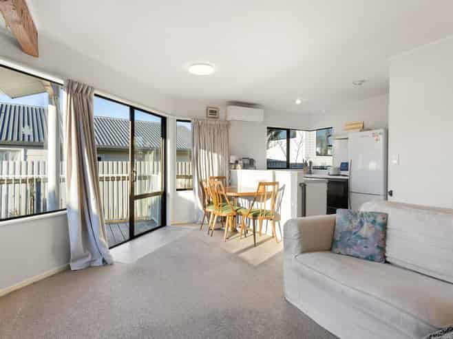 100A Mansel Avenue, Hillcrest
