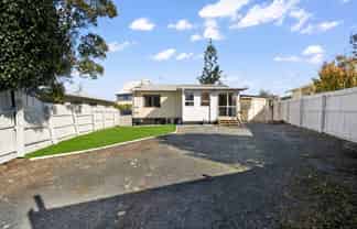 32A Maplesden Drive, Clendon Park
