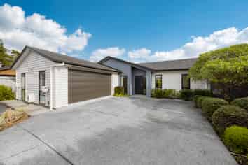 15 Vogwill Road, Kumeu