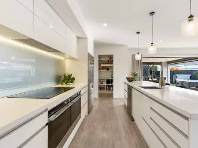 71 Pohutukawa Parade, Riverhead