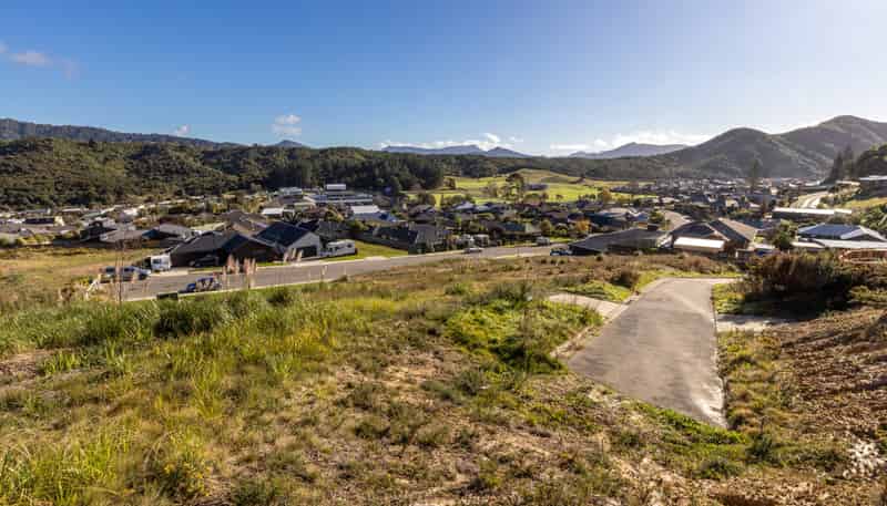6 Raukura Rise, Picton