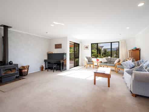 6 James Cross Place, Mapua