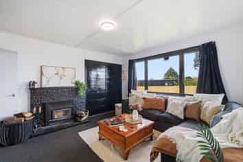 3 Liane Place, Mangakakahi