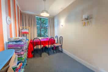 18 Maltby Avenue, West End