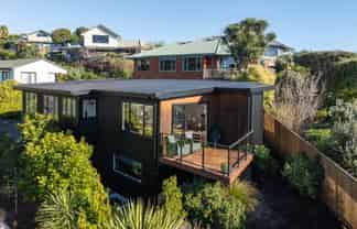 8 Calamaras Street, Enner Glynn