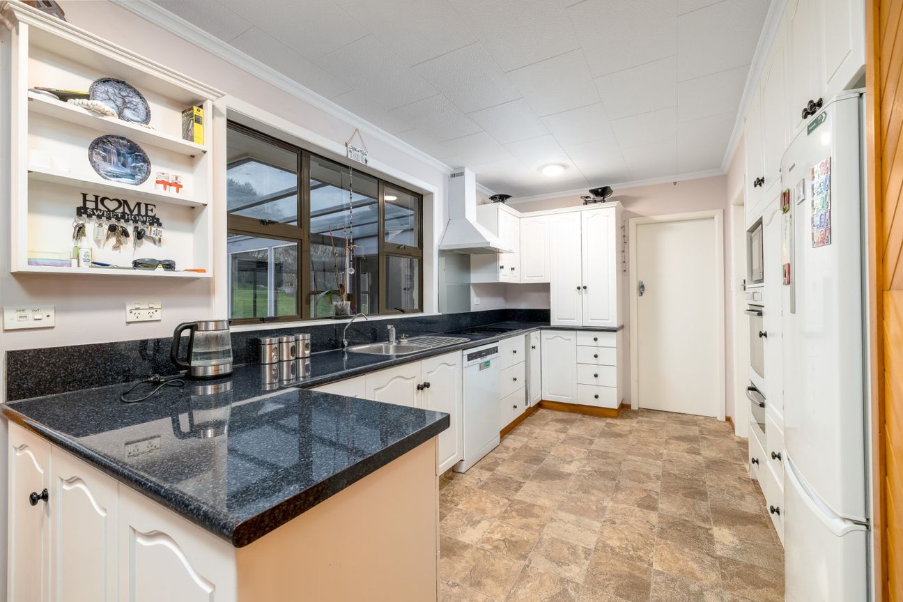 Peaceful family living with endless potential - Widok 3